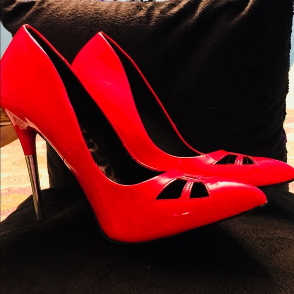 Betsey Johnson Shoes - Betsy Johnson heels